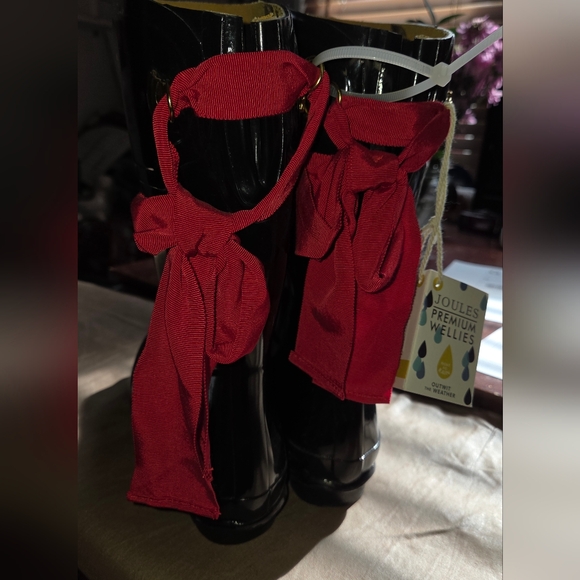 Joules Evedon Glossy Black Boots with Red Ribbon Women's Size 9 - Picture 3 of 9